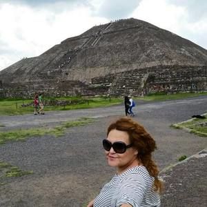 Meet your Posher, Aurora